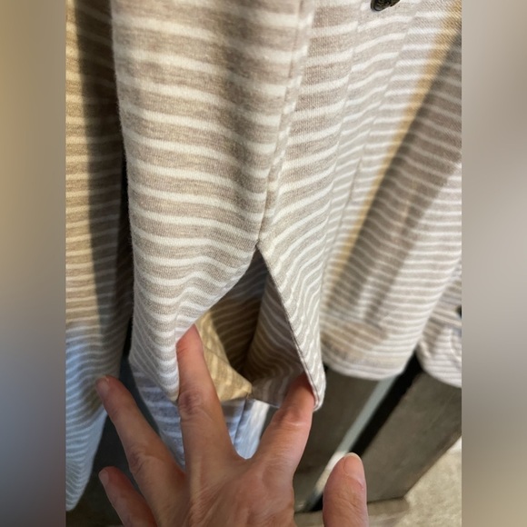 Tommy Hilfiger grey and white blazer - Picture 5 of 8